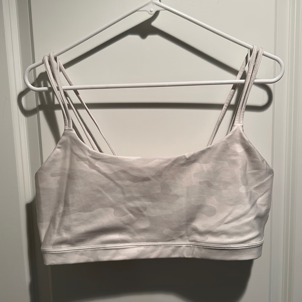 GapFit Sports Bra